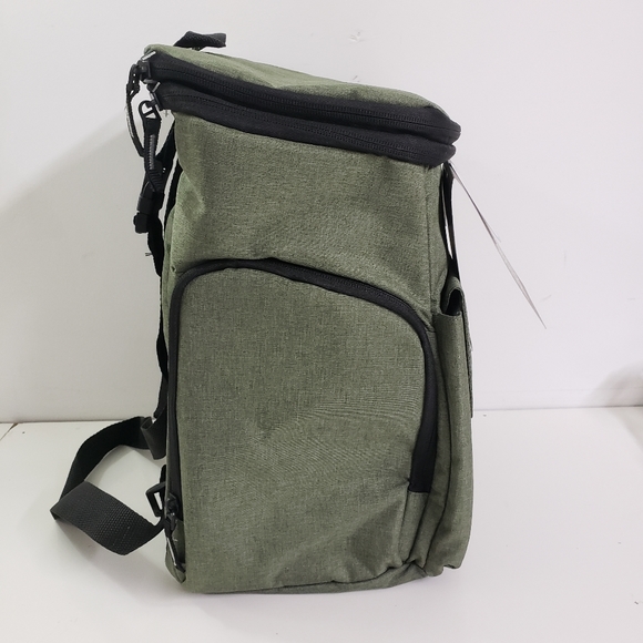 NEW! Fulton Bag Co. Diaper Bag Backpack with Removeable Jumpsack & Changing Pad - Picture 3 of 8